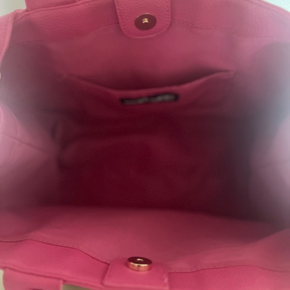 HOUSE OF REHAB BLACK OWNED Pink FAUX LEATHER PEBBLE MEDIUM tote - Picture 10 of 17